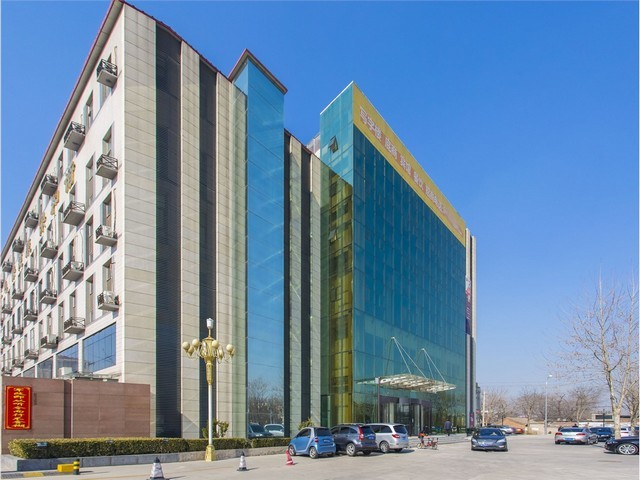 广东冷库门多少钱